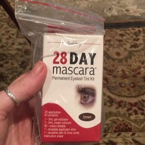 28 Day Mascara Tint Kit